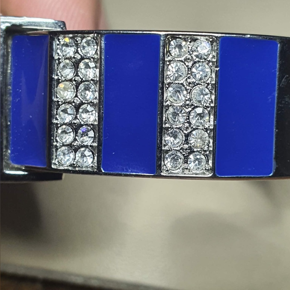 🦋10/$20🦋 Geneva Silver/Blue/MOP Rhinestone Stainless Steel Women's Cuff Watch - Picture 3 of 6